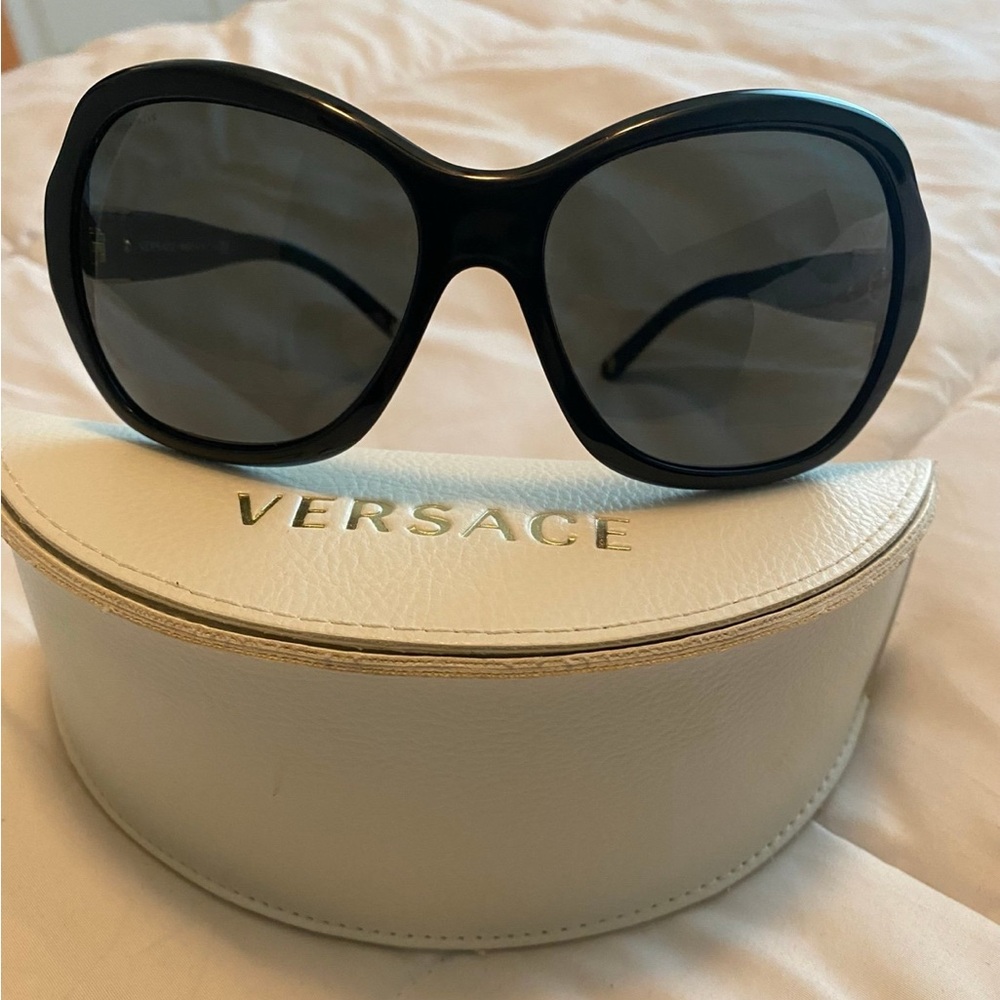 Versace Elegant Black Sunglasses for Women